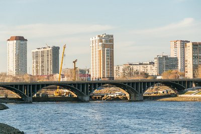 Открыли движение по Макаровскому мосту в Екатеринбурге 