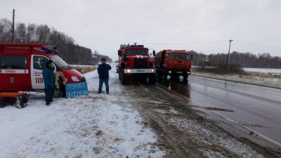 На трассах в Тюменской области работают мобильные пункты обогрева 