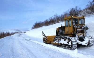 Из-за снегопада ограничено движение на трассе Палатка - Кулу - Нексикан в Магаданской области