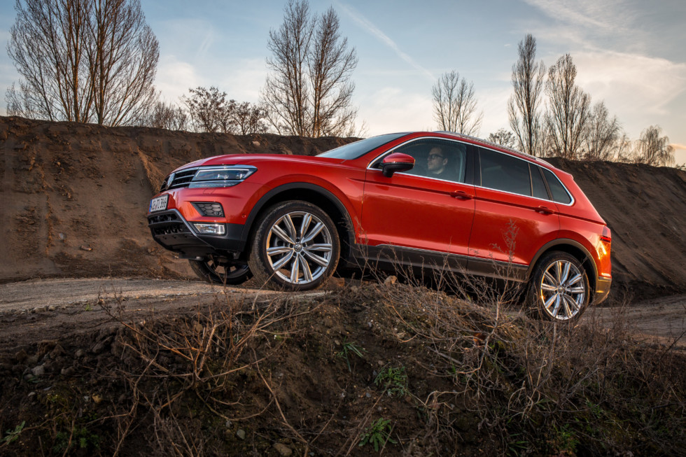 В Украине автомобили Porsche продаются лучше, чем Lada