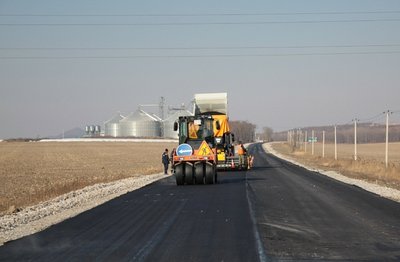 Завершается асфальтирование дороги к ТОР «Михайловский» в Приморье