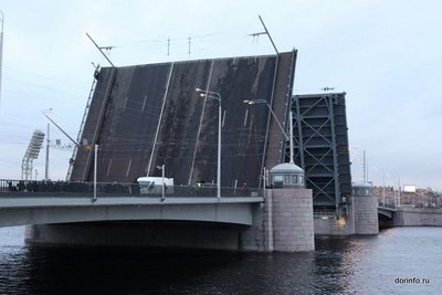 Тучков мост в Петербурге разведут в ночь на пятницу 19 января