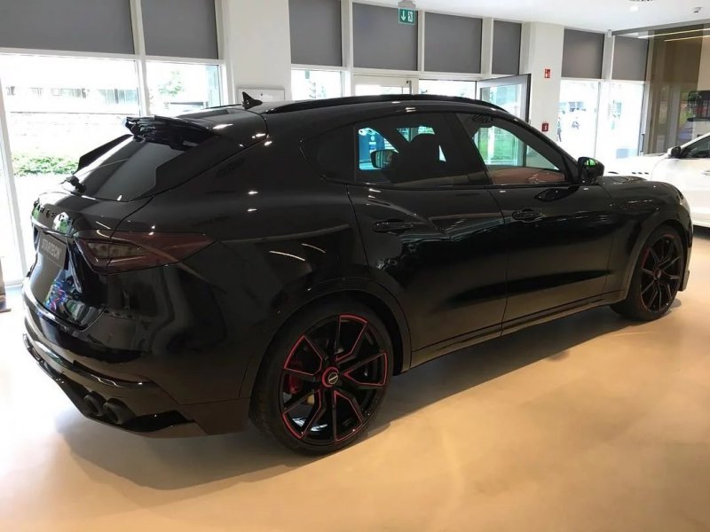 Maserati Levante в тюнинге от мастеров Startech