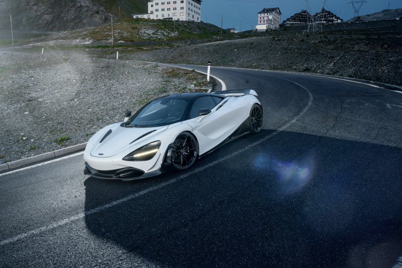 795-сильный McLaren 720S от Novitec